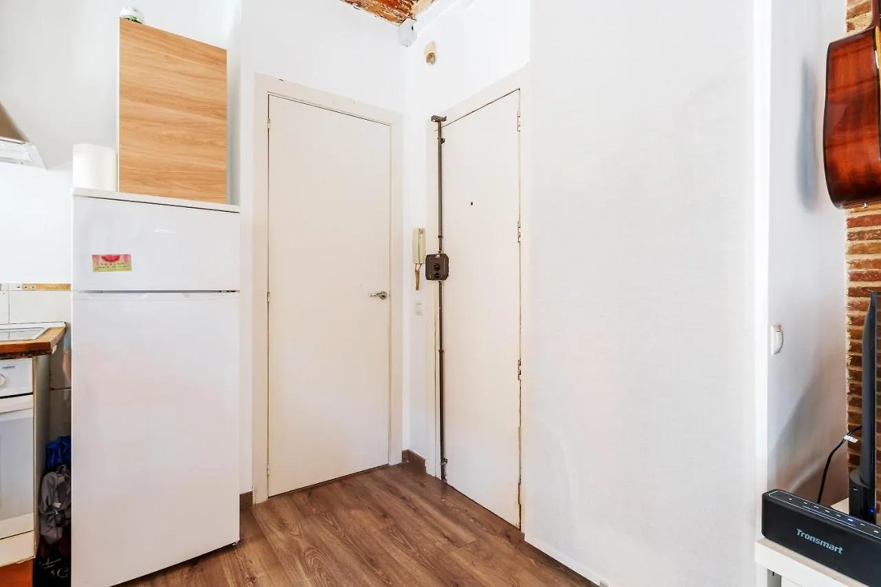Beachside Bliss Charming 1-Bedroom, Barceloneta דירה ברצלונה