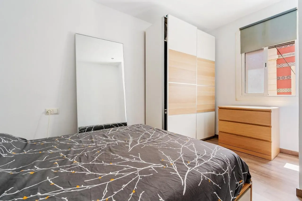 شقة Beachside Bliss Charming 1-Bedroom, Barceloneta